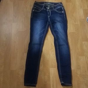 Medium rise skinny jeans